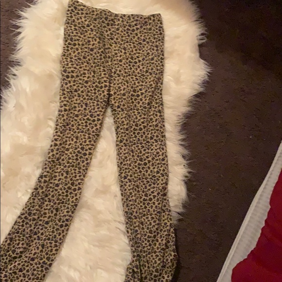 HIGH RISE - Picture 1 of 2